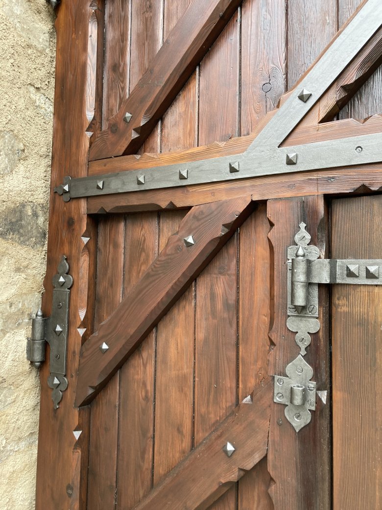 chateau_detail_ferrements